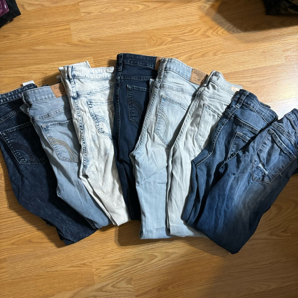 Bundle of 8 Pairs of High-Rise Jeans